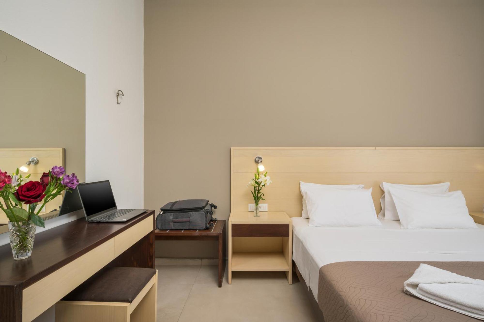 Esplanade Apartments Kalathas Ngoại thất bức ảnh
