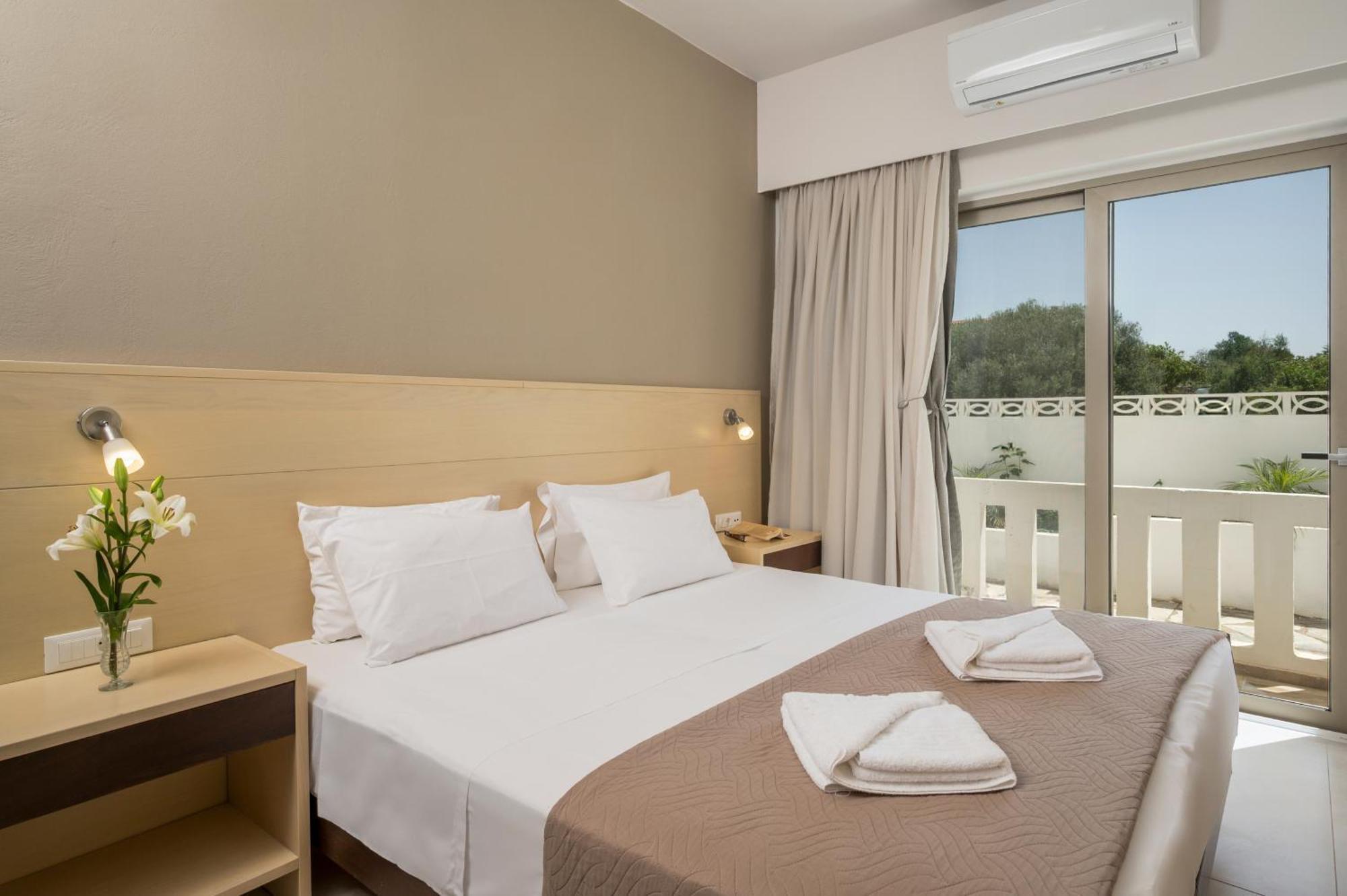 Esplanade Apartments Kalathas Ngoại thất bức ảnh